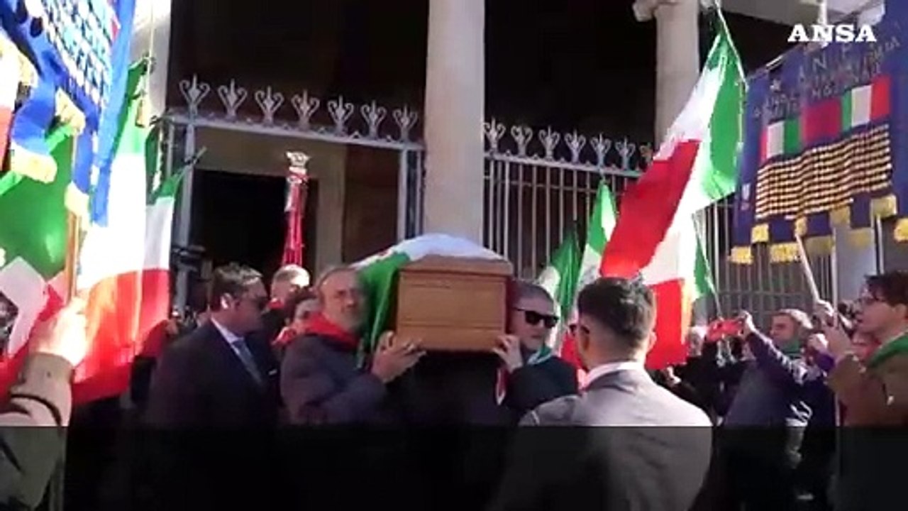 Folla numerosa e commozione ai funerali di Iole Mancini