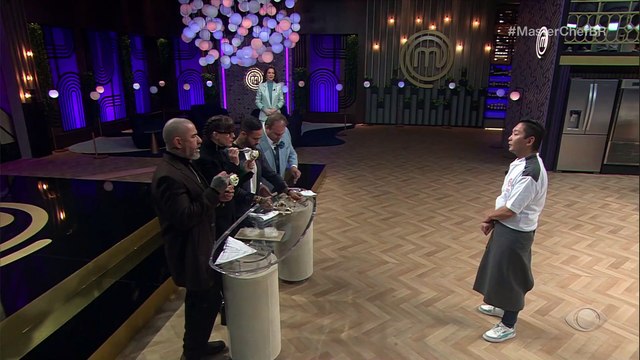 Cesar faz picolé no MasterChef e surpreende jurados: Uma viagem