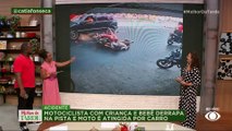 Motociclista com criança e bebê derrapa, e moto é atingida por carro | Melhor da Tarde