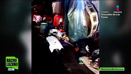 Tractocamión choca contra una camioneta de peregrinos