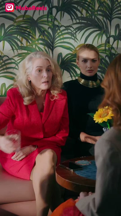 Housewife Madisyn Murphy has been married to her husband Dominic Murphy for many years, enduring the favoritism of her mother-in-law and the maneuvering of her conniving sister-in-law. Striving for family peace, Madisyn has silently endured all this time.