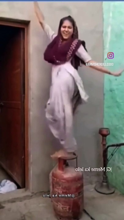 Funny video scene 10002