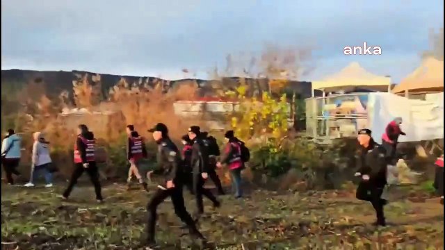 Çatalca'dan Ankara'ya yürüyen Polonez işçilerine polis engeli! İşçiler açlık grevine başladı