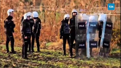 Çatalca'dan Ankara'ya yürümek isteyen Polonez işçilerinin önünü çevik kuvvet kesti: "5 işçi ters kelepçe ile gözaltına alındı"