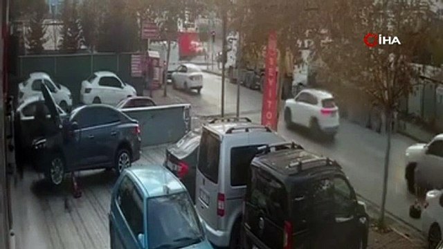 İstanbul'da silahlı saldırı: Saldırı anı kamerada