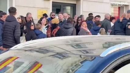 Gritos a Sánchez: “No se han ahogado, los han matado” y “Delincuente”