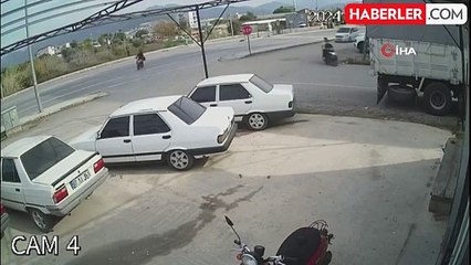 Otomobil ve Motosiklet Çarpıştı: Genç Kız Yaralandı