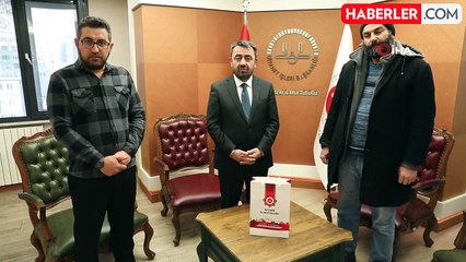 Suriyeli Ali, Bulduğu Para Dolu Çantayı İmama Teslim Etti