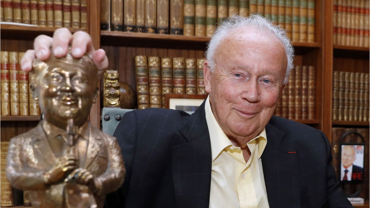 Philippe Bouvard affaibli à 95 ans, il révèle avoir perdu la vue : “Ça fait cinq ans et ça n’a jamais repris”