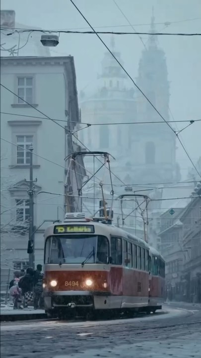 LA JOLIE VILLE de Prague sous la neige