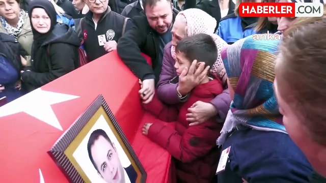 Şehit Polis Memuru Mehmet Tozun, Seferihisar'da Son Yolculuğuna Uğurlandı