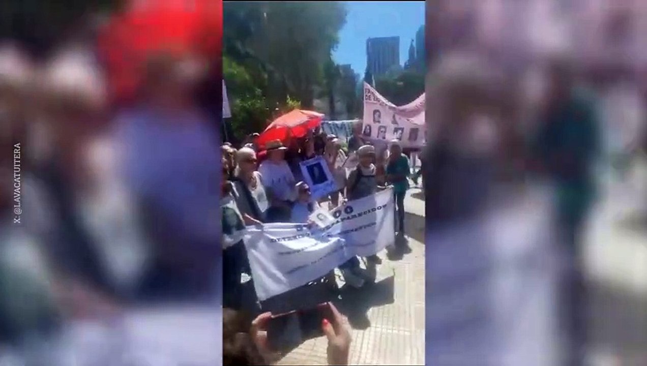 Madres Línea Fundadora realizó la Marcha de la Resistencia número 43