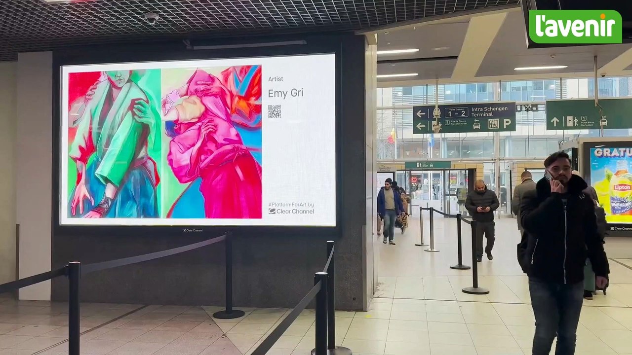 Les oeuvres d'Emy Gri sur des panneaux publicitaires partout en Belgique