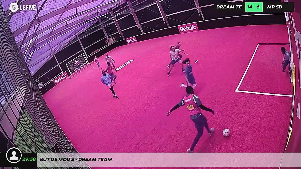 But de Mou S - DREAM TEAM