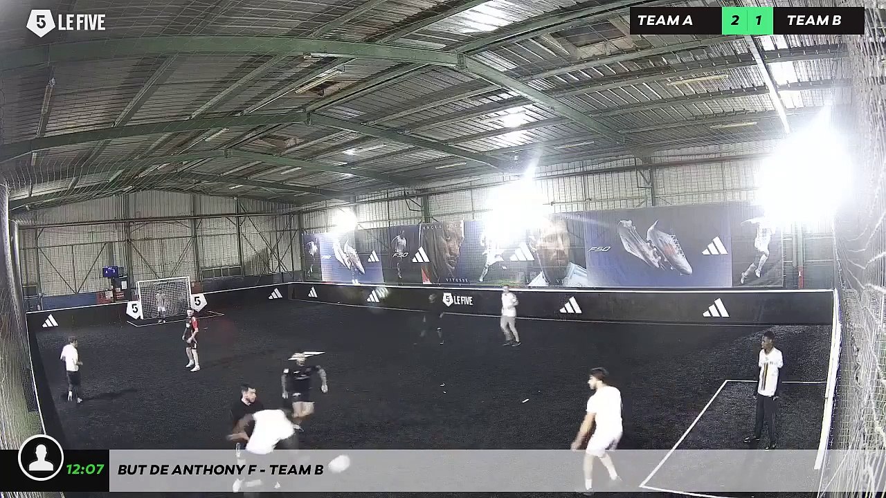 But de Anthony F - Team B