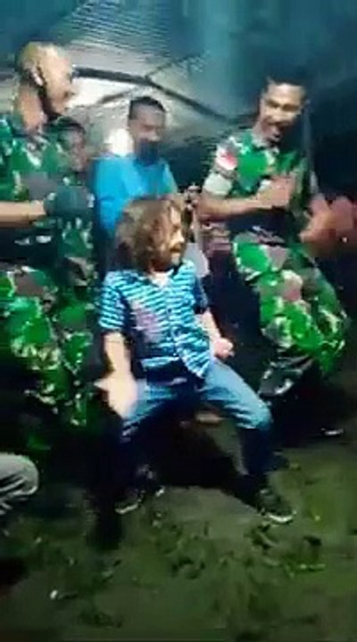 VIRAL....!!! BOCAH PEMANDU JAI __ Tarian Jai Flores NTT