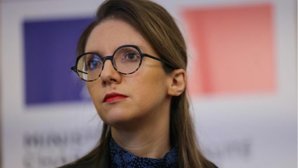 GALA VIDEO - “Je ne connais pas cette dame” : Lucie Castets sèchement remise à sa place par Aurore Bergé