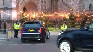 Princess of Wales arrives for carol service