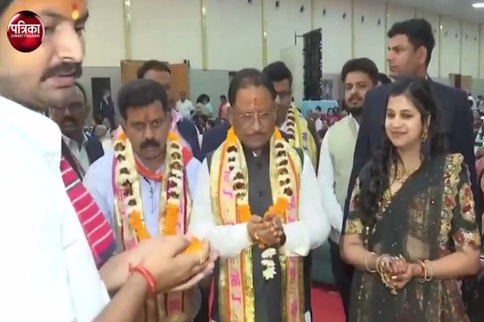राम मंदिर में भागवत कथा में शामिल हुए छत्तीसगढ़ के CM विष्णु देव साय