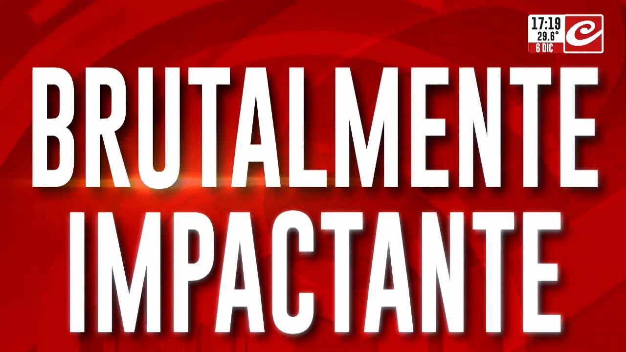 Sale por los colegios para grabar a los nenes: se autopercibe influencer y hacer tik toks