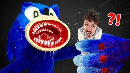 Shin Sonic Becomes a Monster - And Is Coming After Me! 😨 Terrifying DIY Crafts