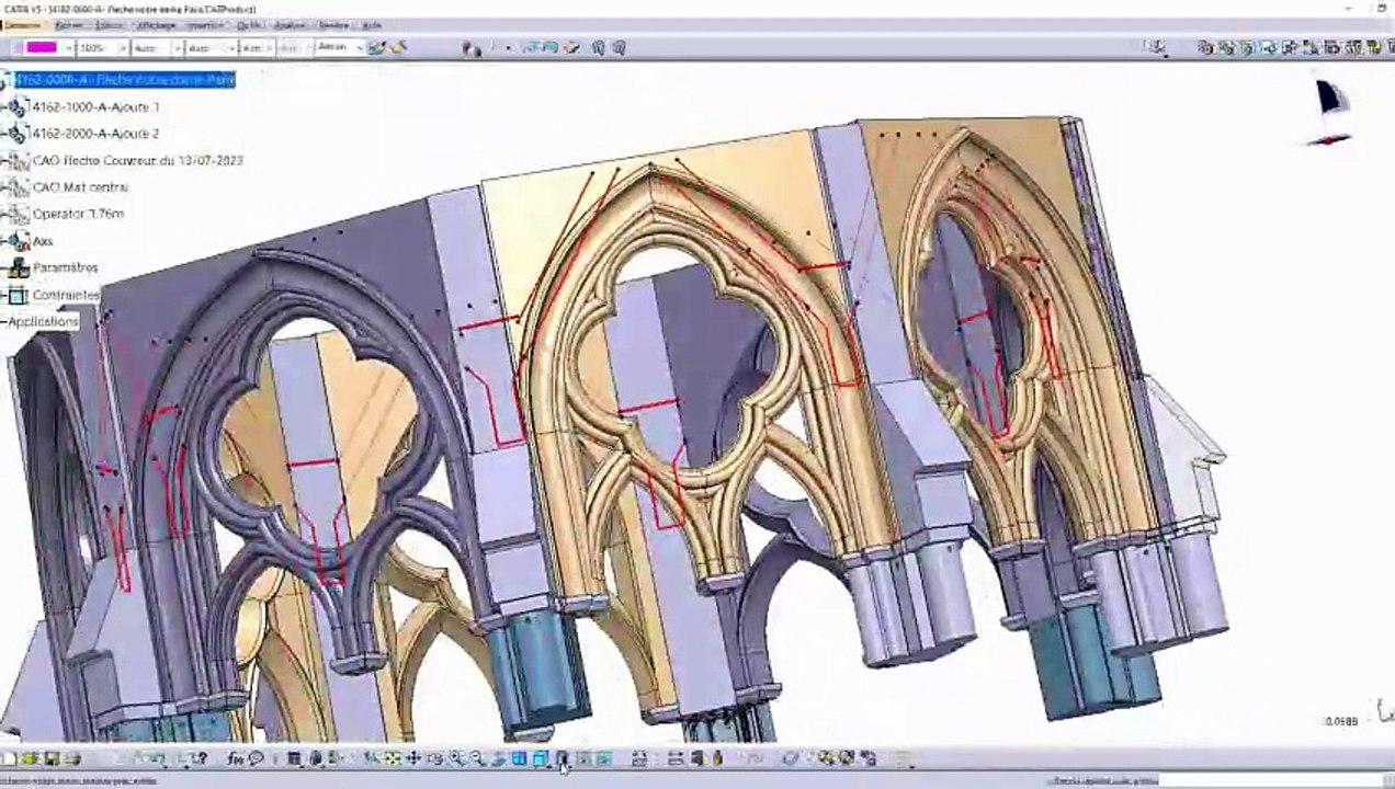 LE CREUSOT :; L'entreprise Julien au service de Notre Dame de Paris