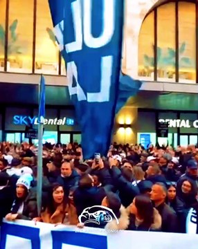 NAPOLI-LAZIO, LA SQUADRA IN PARTENZA - SPETTACOLO ULTRAS LAZIO!