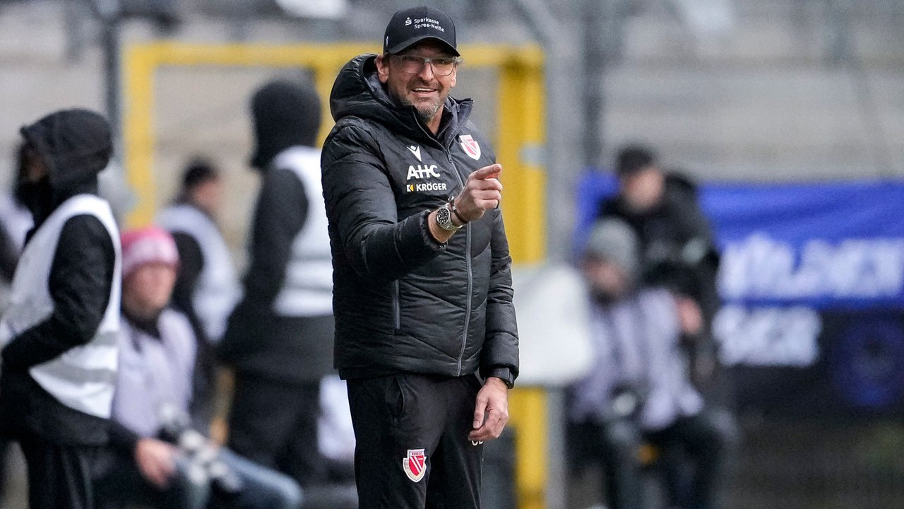 Wollitz angriffslustig: 'Am Donnerstag vom Kollegen als unerfahren bezeichnet'