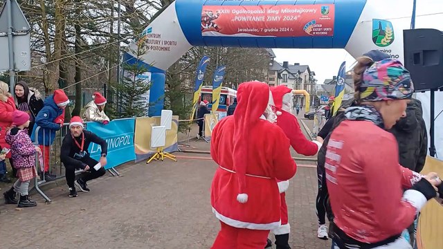 Bieg Mikołajkowy w Jarosławcu 10 km