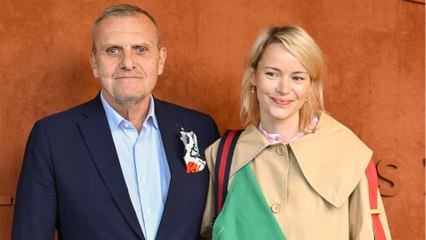 GALA VIDEO - Jean-Charles de Castelbajac : qui est sa femme Pauline de Drouas, de plus de 30 ans sa cadette ?