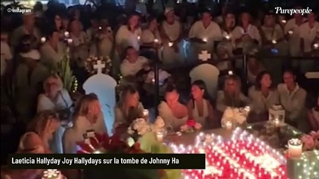 7 ans que Johnny Hallyday est parti : Laeticia et sa fille Joy, agenouillées sur l'ultime lieu de repos du chanteur à St Barth