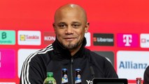 Kompany lacht wegen Standards: 