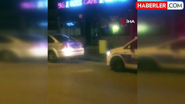 Kafede Kızlar Arasında Kavga, Mekan Sahibi Havaya Ateş Açtı