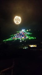 Gubbio, acceso l'albero di Natale pi? grande del mondo