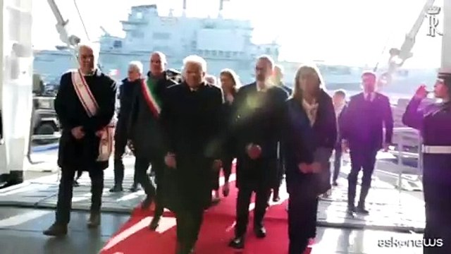 Mattarella visita la nave Trieste a Livorno