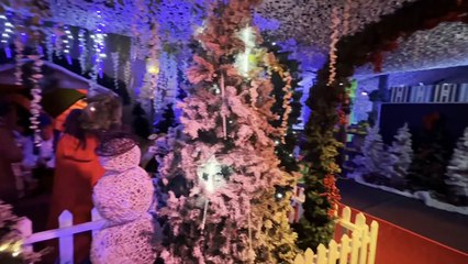 I went to see Father Christmas at Blackpool Pleasure Beach Resort's Grotto and it was magical