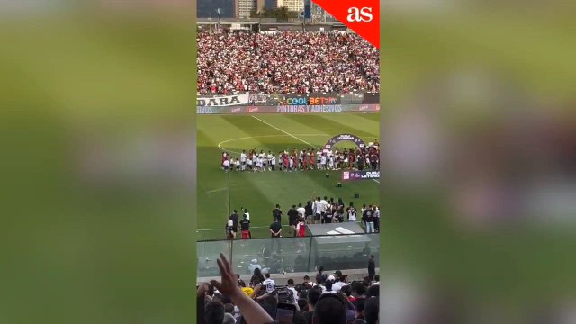 Marcelo Salas regresó al Monumental y así fue su saludo con los jugadores de Colo Colo