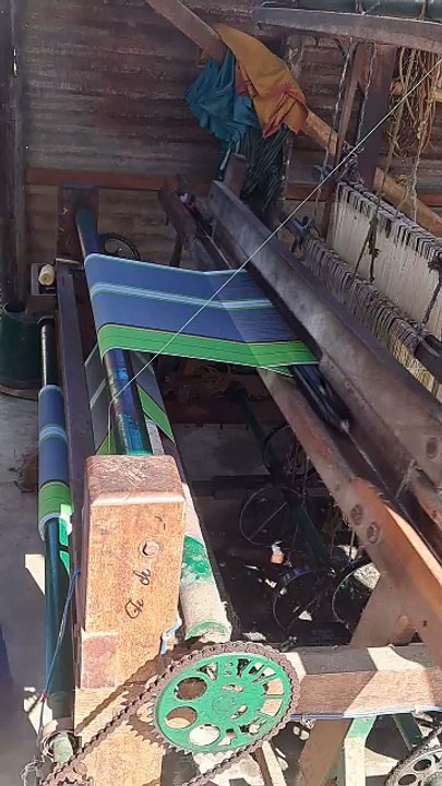 Weaving  Machine