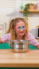 When your sister makes sushi… and it’s not great 🙈😂