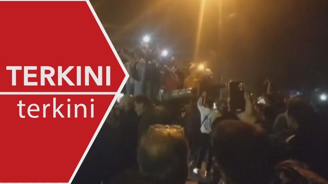 [TERKINI] Kerajaan didakwa tumbang, Bashar al-Assad larikan diri