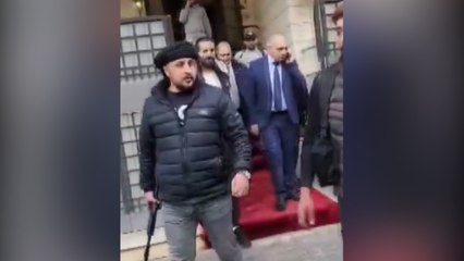 Suriye Başbakan’ı Celali, iktidarı devretmesi için evinden ayrıldı