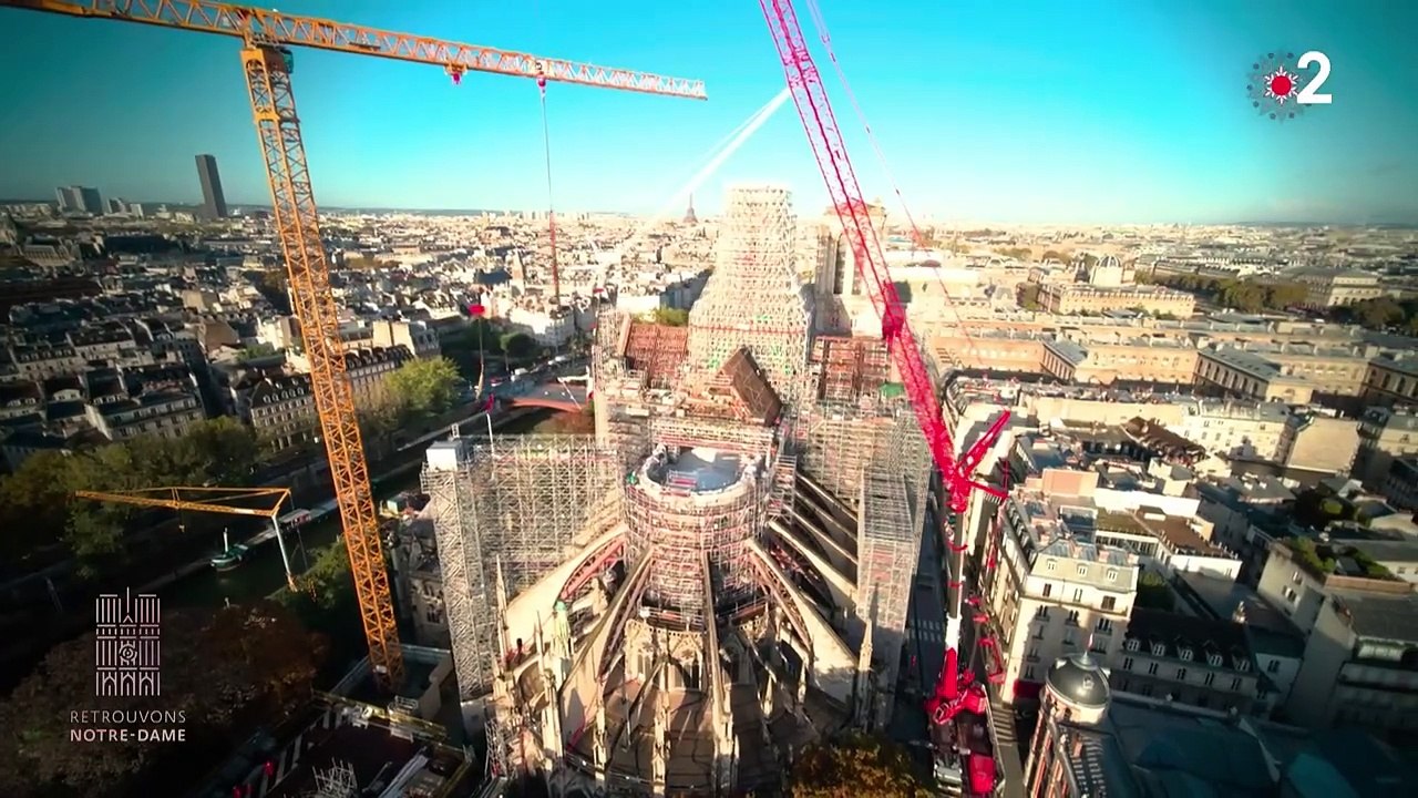 Réouverture de Notre-Dame de Paris Vianney chante un magnifique Hallelujah tout en français