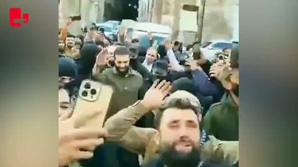 Colani, Şam'da Emevi Camii'ne girdi