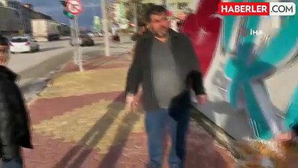 Konya'da Esad Rejiminin Son Bulması Sebebiyle Baklava İkramı