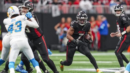 Bijan Robinson Over/Under 28.5 Receiving Yards Analysis