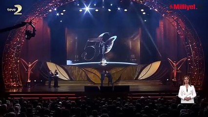 Başarı ödülünü meslekte 35.yıl geçiren Müge Anlı ve 30.yılını dolduran Acun Ilıcalı aldı.