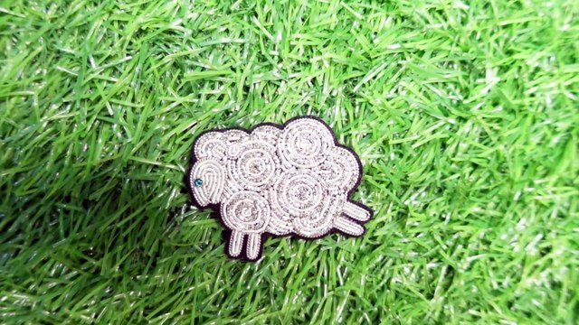 Hand Embroidery Bullion Brooches Supplier, Pakistan Brooch Manufacturers, Bullion Brooch