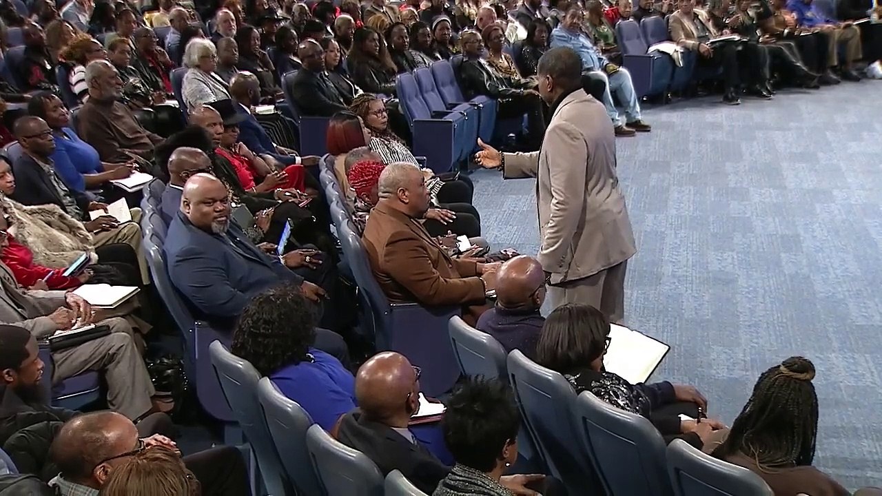 The War Against the Soul (2) - Creflo Dollar