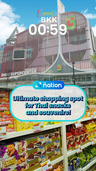 Ultimate shopping spot for Thai snacks and souvenirs!