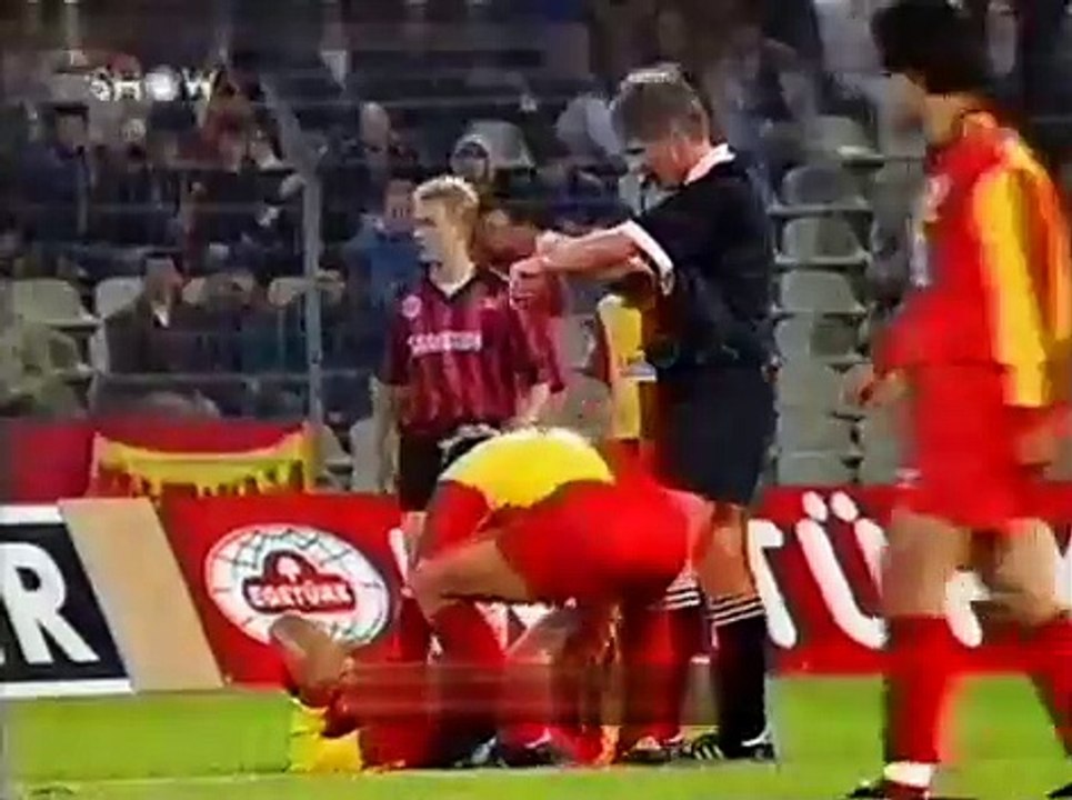 Eintracht Frankfurt vs. Galatasaray SK Maçın tamamı    UEFA Kupası 1992-1993   32. Tur, 1. maç  Wald Stadyumu   (Frankfurt)   21 Ekim 1992